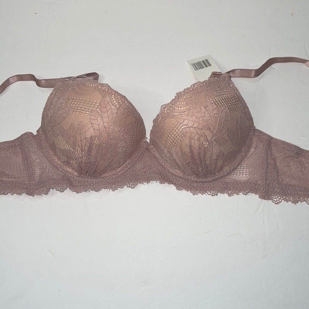 ULTIMATE LACE PUSH UP UNDERWIRE BRA 3 HOOKS REMOVABLE STRAPS. NWT